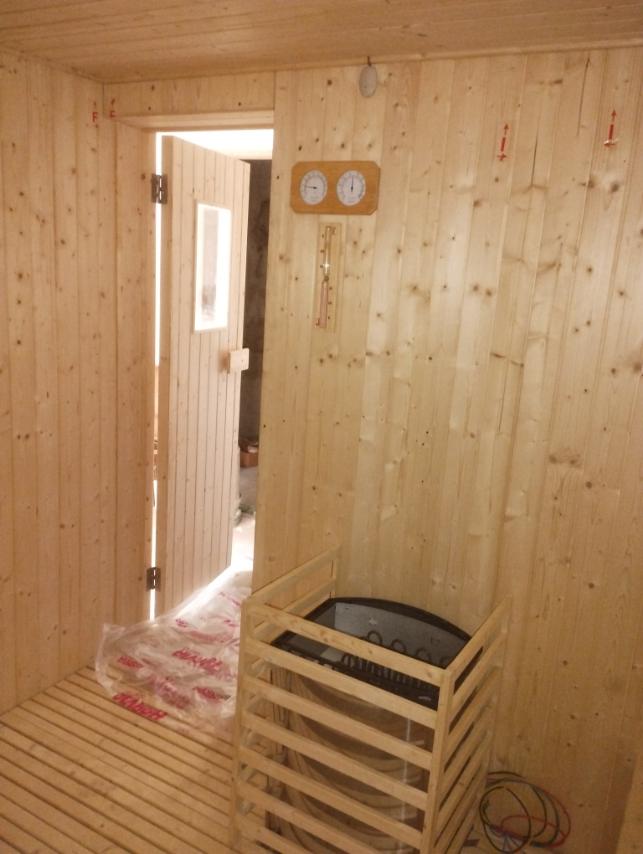 7 miles Residence Steam & Sauna 1