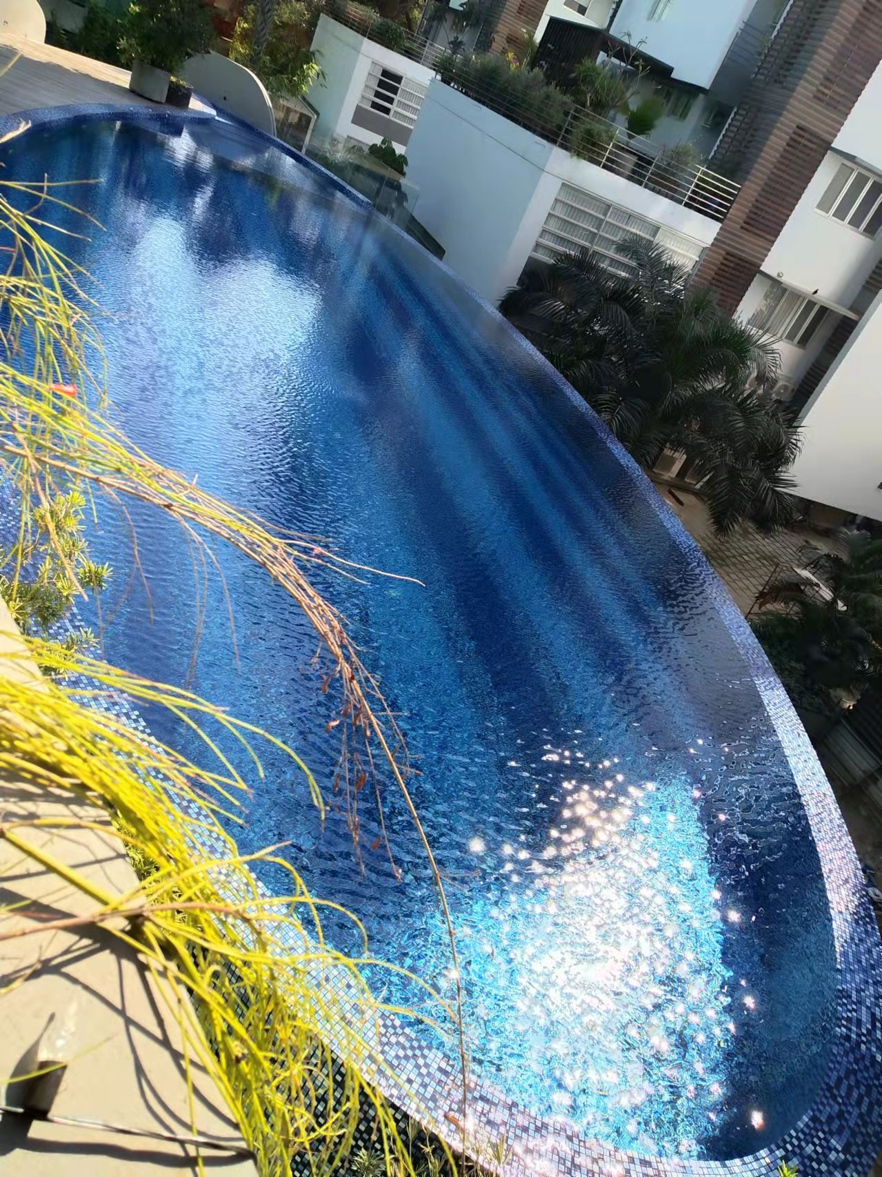 Davana Residence pool 1