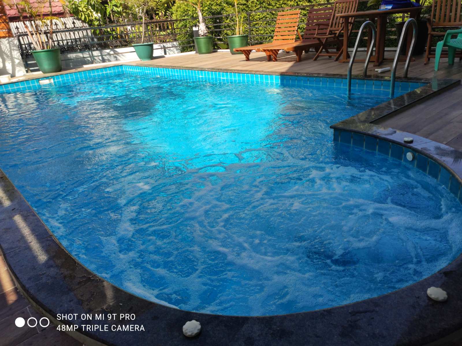 Golden Valley Residence pool 1