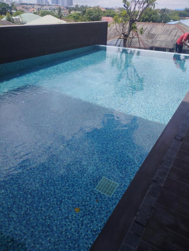 Haven SOHO pool 1
