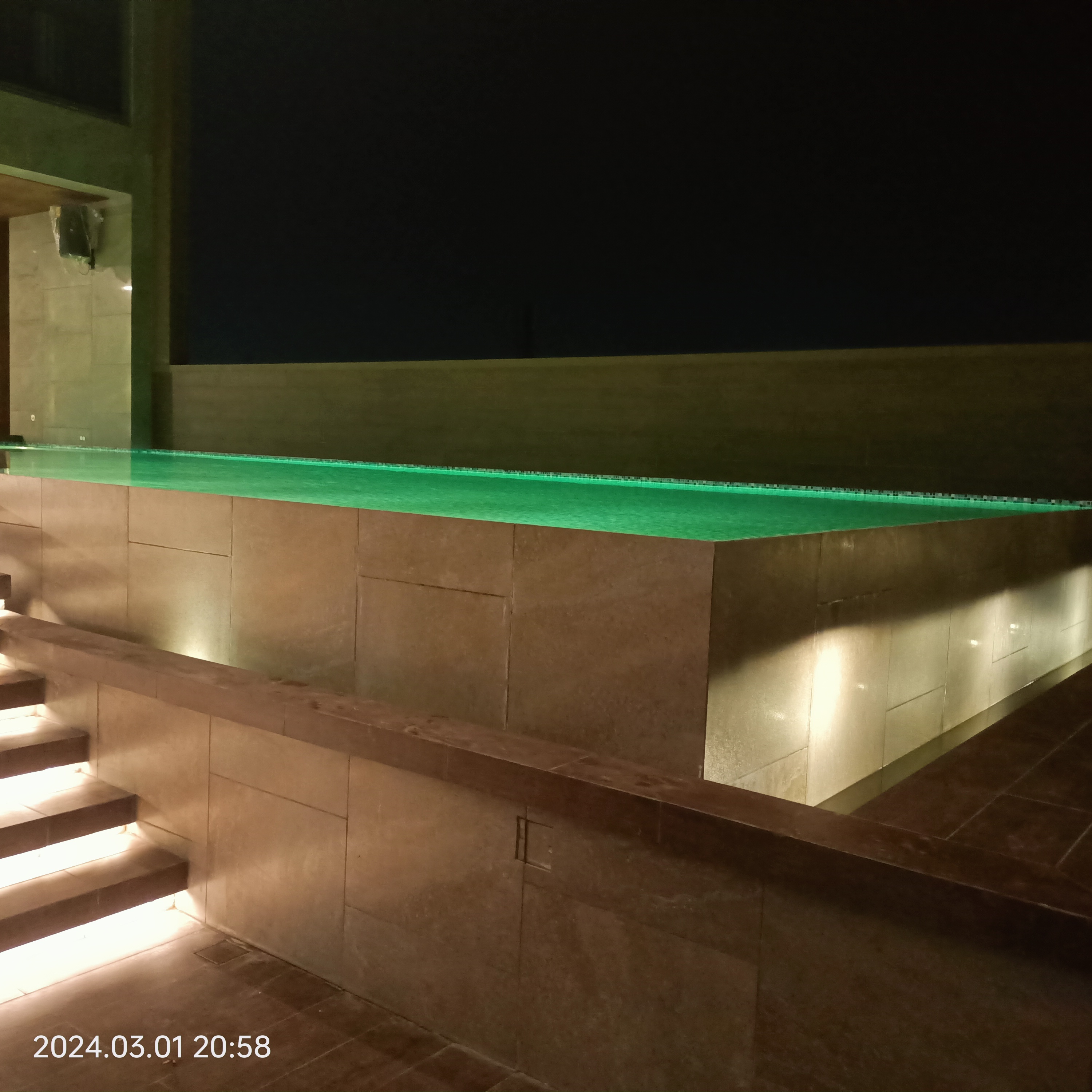 Haven SOHO pool 3