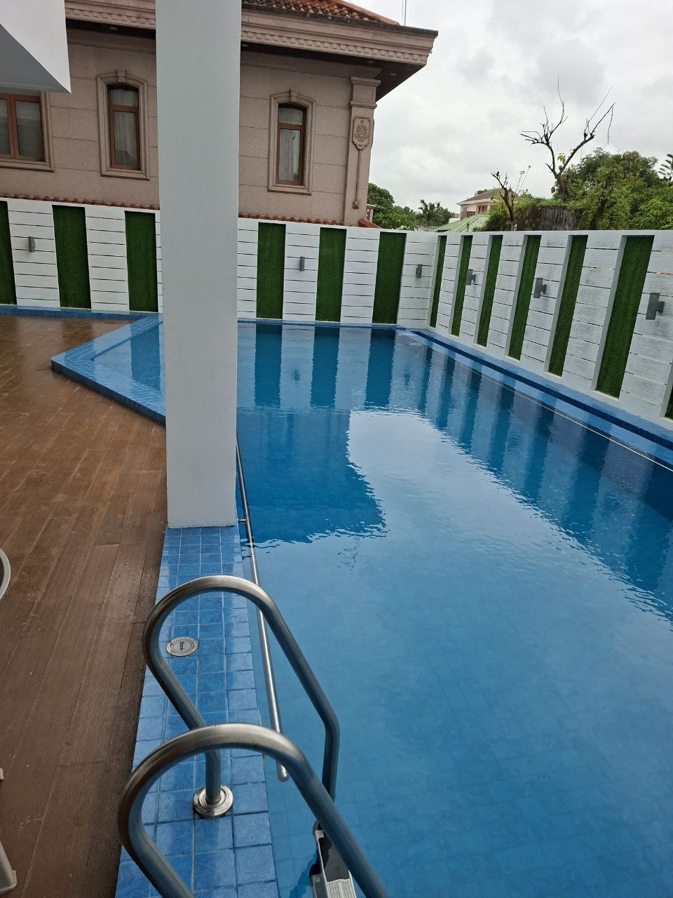 PDSYT Residence pool 4
