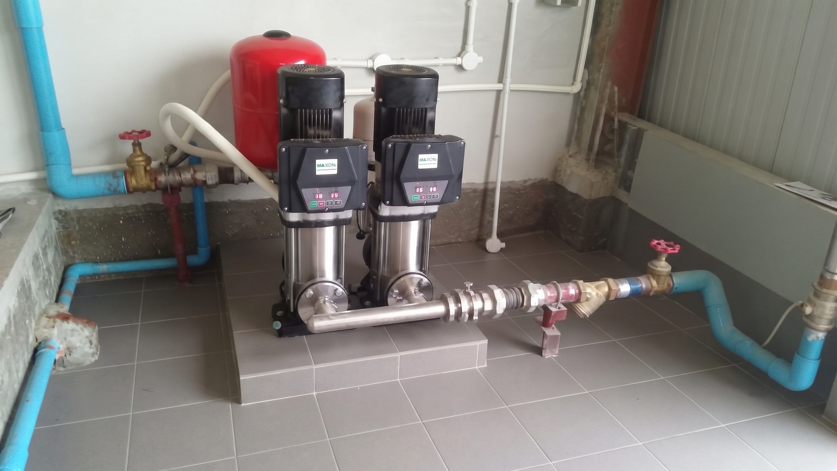 Grand Mercure Hotel booster pump photo 2