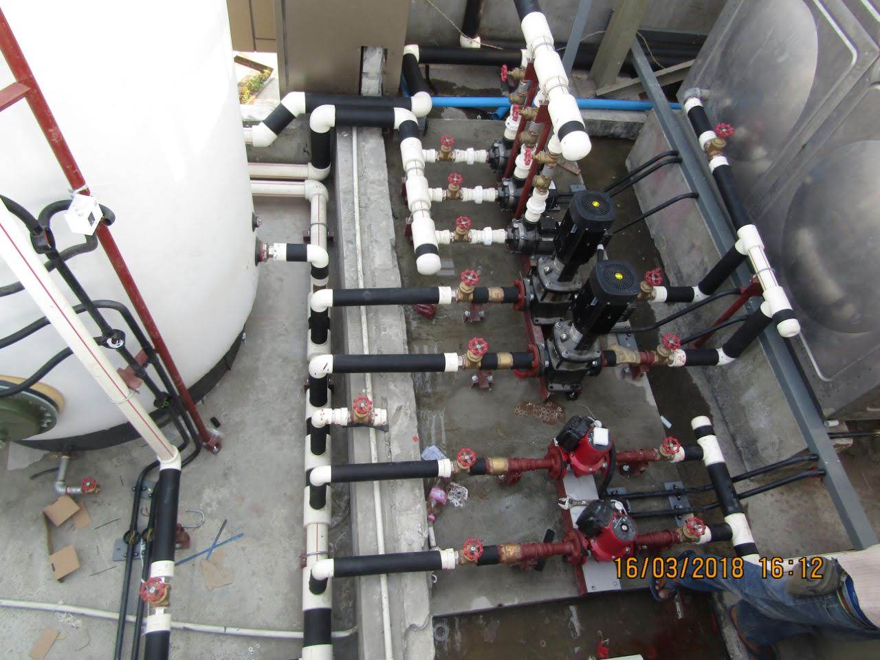 Grand Mercure Hotel pump photo 5