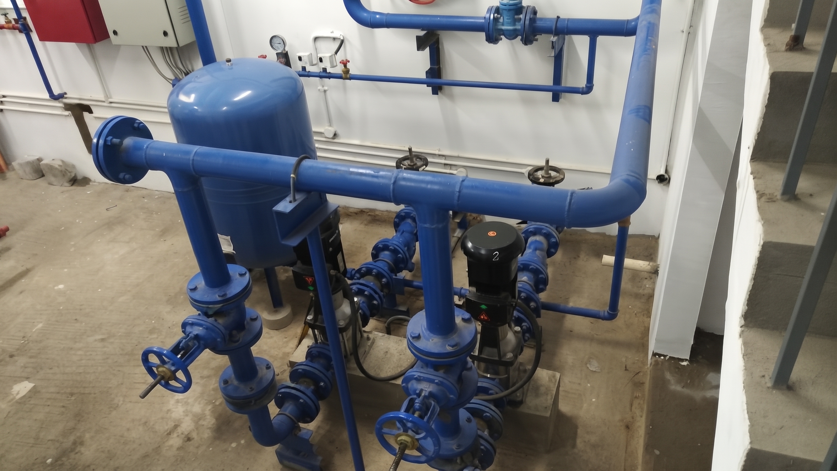 Space @Yankin Condominium booster pump photo 2