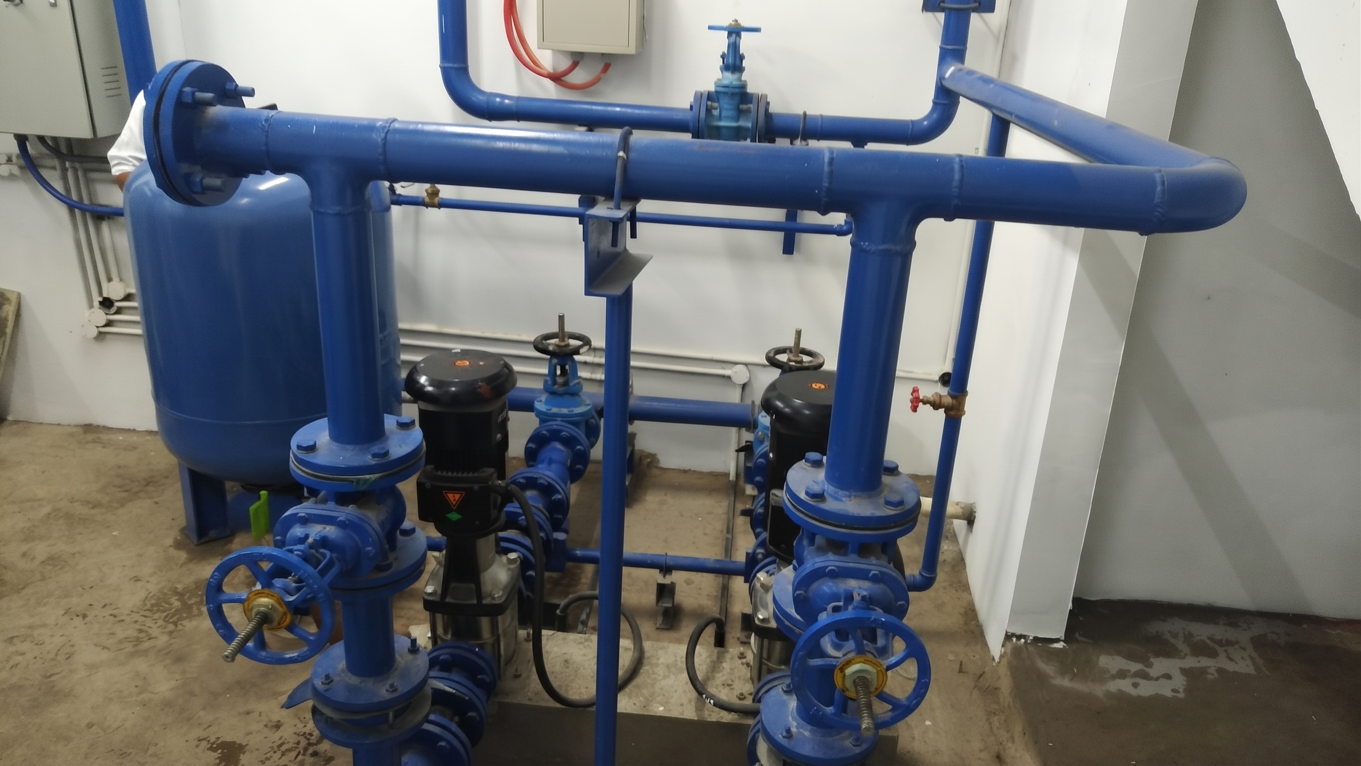 Space @Yankin Condominium booster pump photo 5